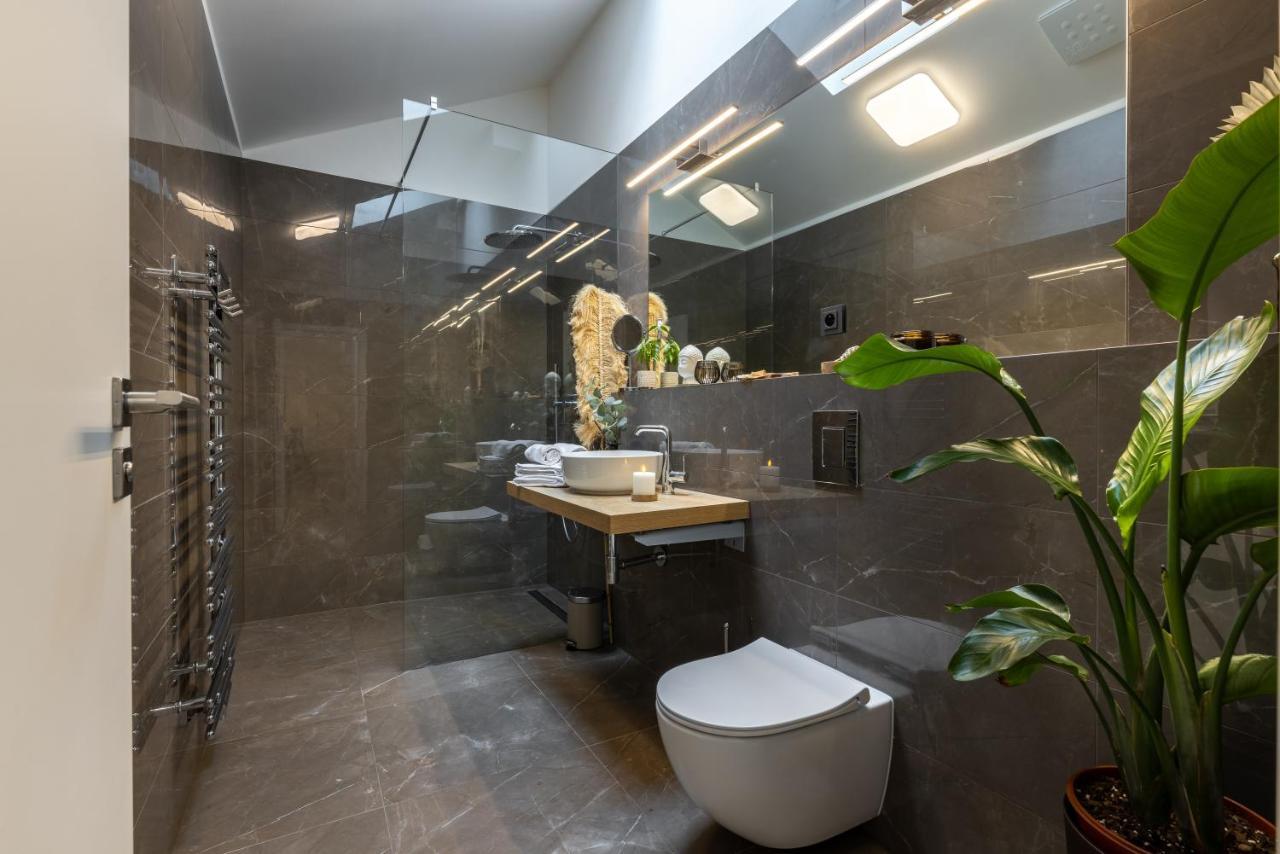 Luxurious, Charming Studio Perfect For Couples Prague Exterior photo